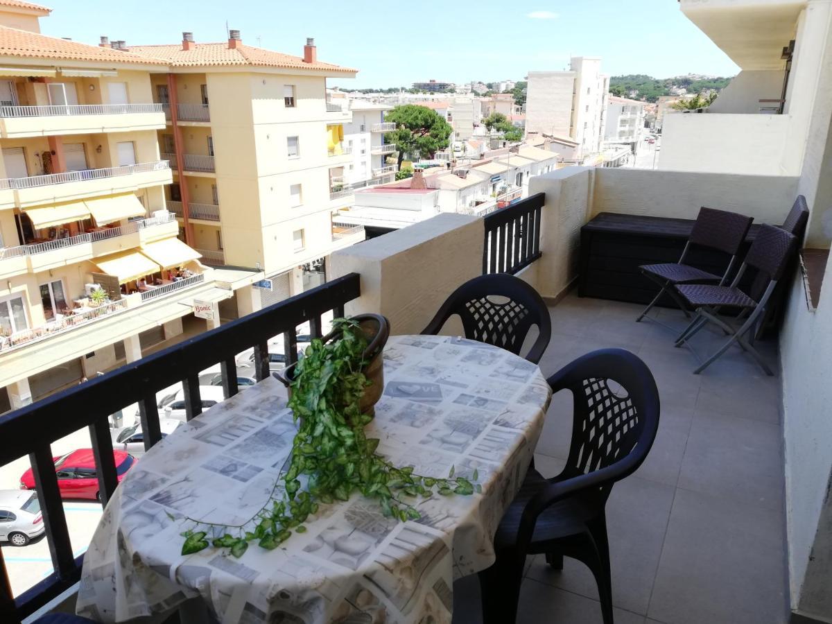 Ferienwohnung Estupendo Apartamento En Muy Buena Zona L' Escala Exterior foto